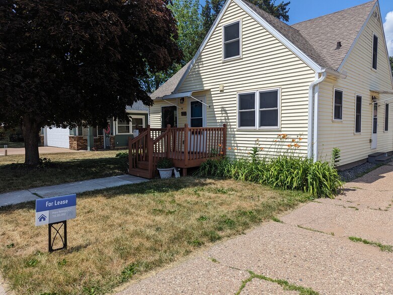 Very walkable location - 1231 Chestnut St