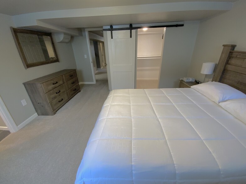Master Bedroom - 237 Fair Park Dr