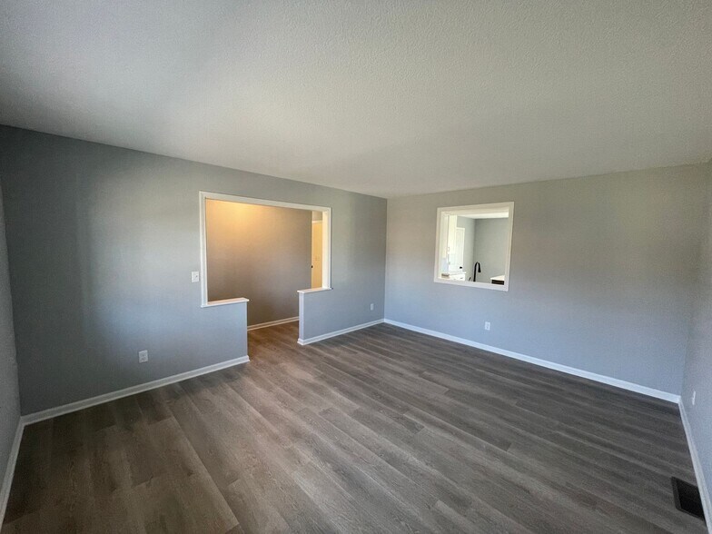 Building Photo - 3812 Chancery Pl