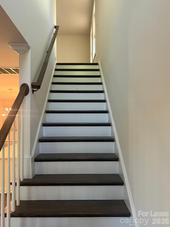 Building Photo - 11805 Clems Branch Dr