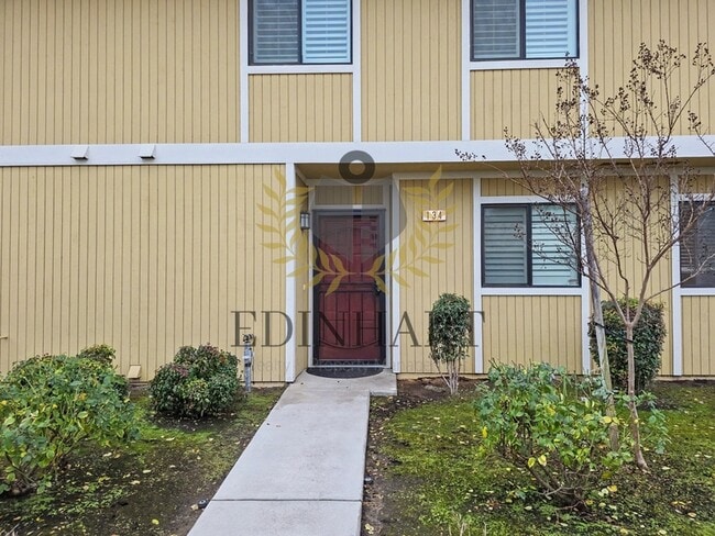 Building Photo - 4885 N Backer Ave