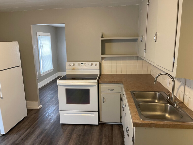 Building Photo - 5311 N Haven St