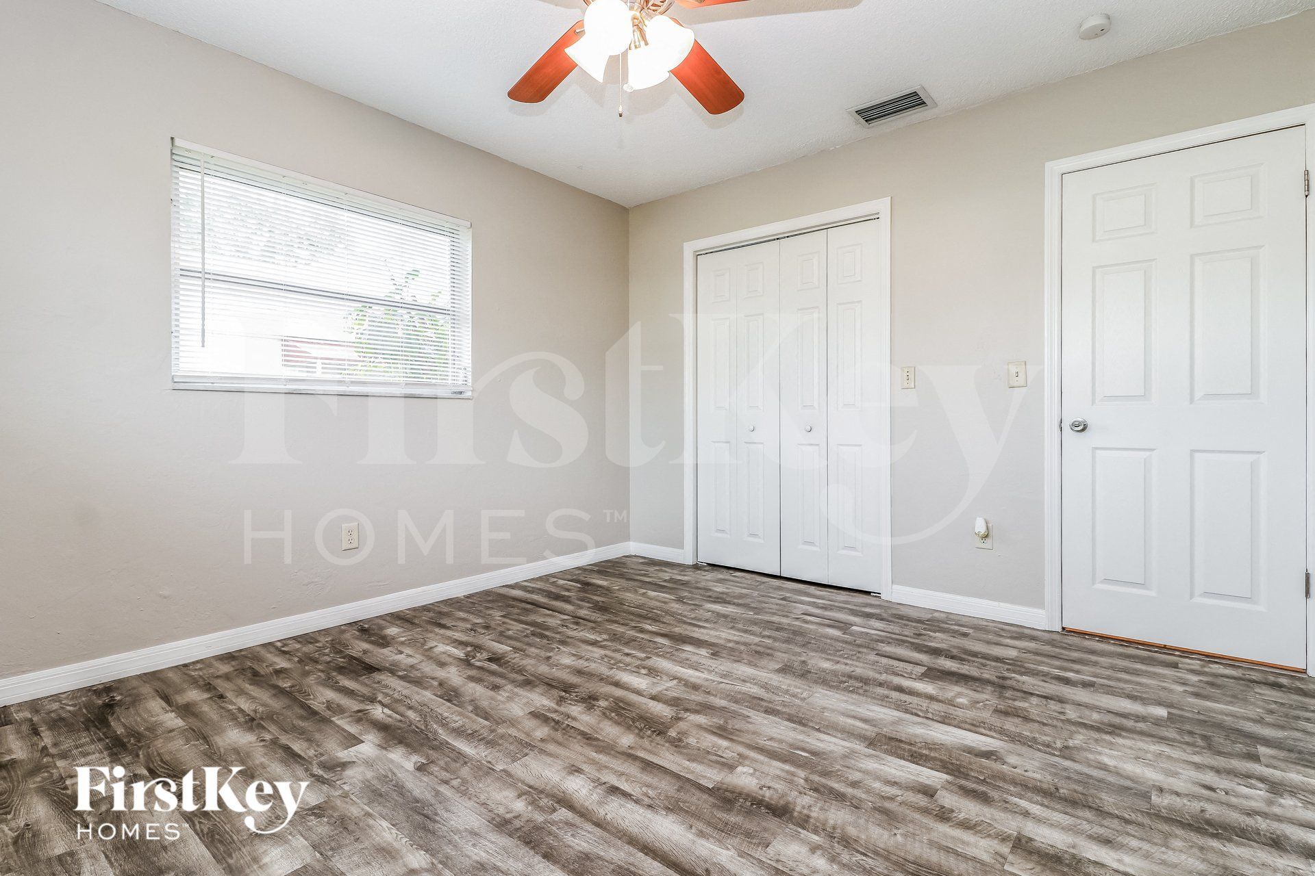 Building Photo - 3753 SE 2nd Pl