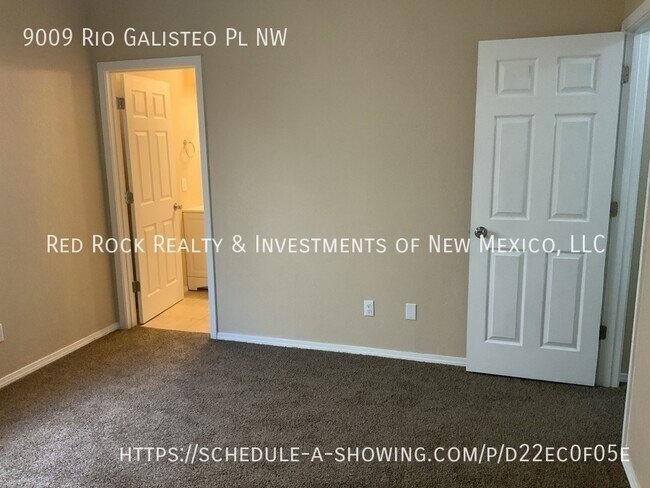 Building Photo - 9009 Rio Galisteo Pl NW