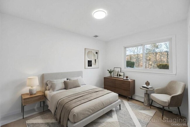 Building Photo - 5494 South Dr