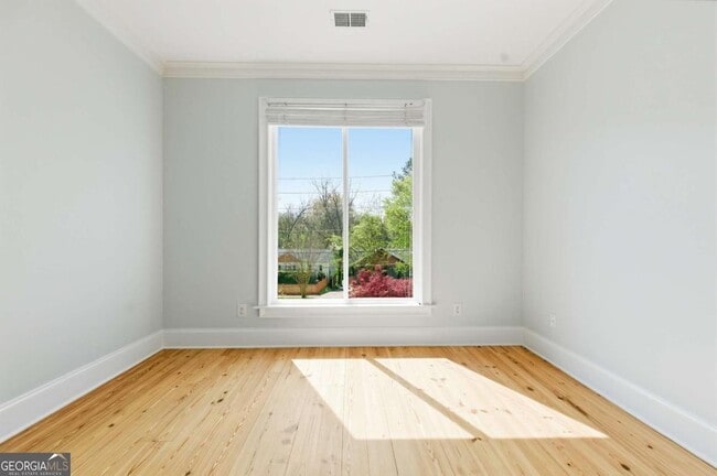 Building Photo - 850 Ormewood Ave SE