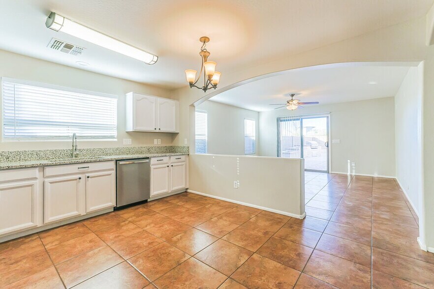 Building Photo - 38306 N Amy Ln