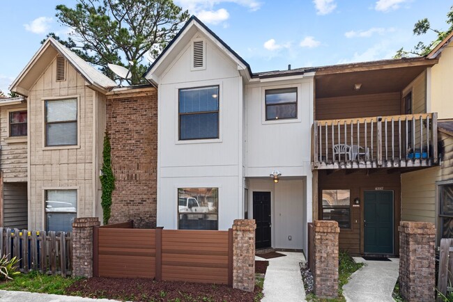 Primary Photo - 4259 Polo Ct