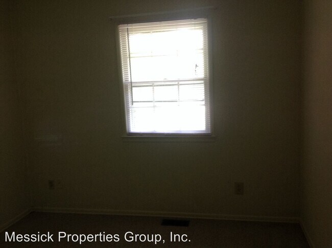 Building Photo - 3 br, 2.5 bath House - 2942-C St. Mark's Road