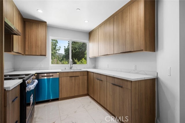 Building Photo - 357 Harvey Dr