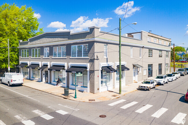 Building Photo - Landmark at 1700 Apartments