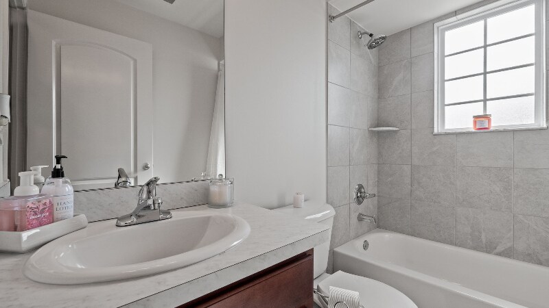 Building Photo - 7008 Boulder Pointe Dr