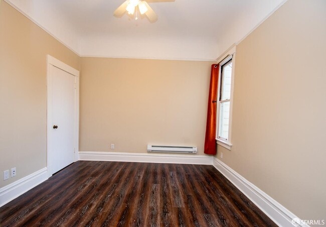 Building Photo - 205 Bonview St