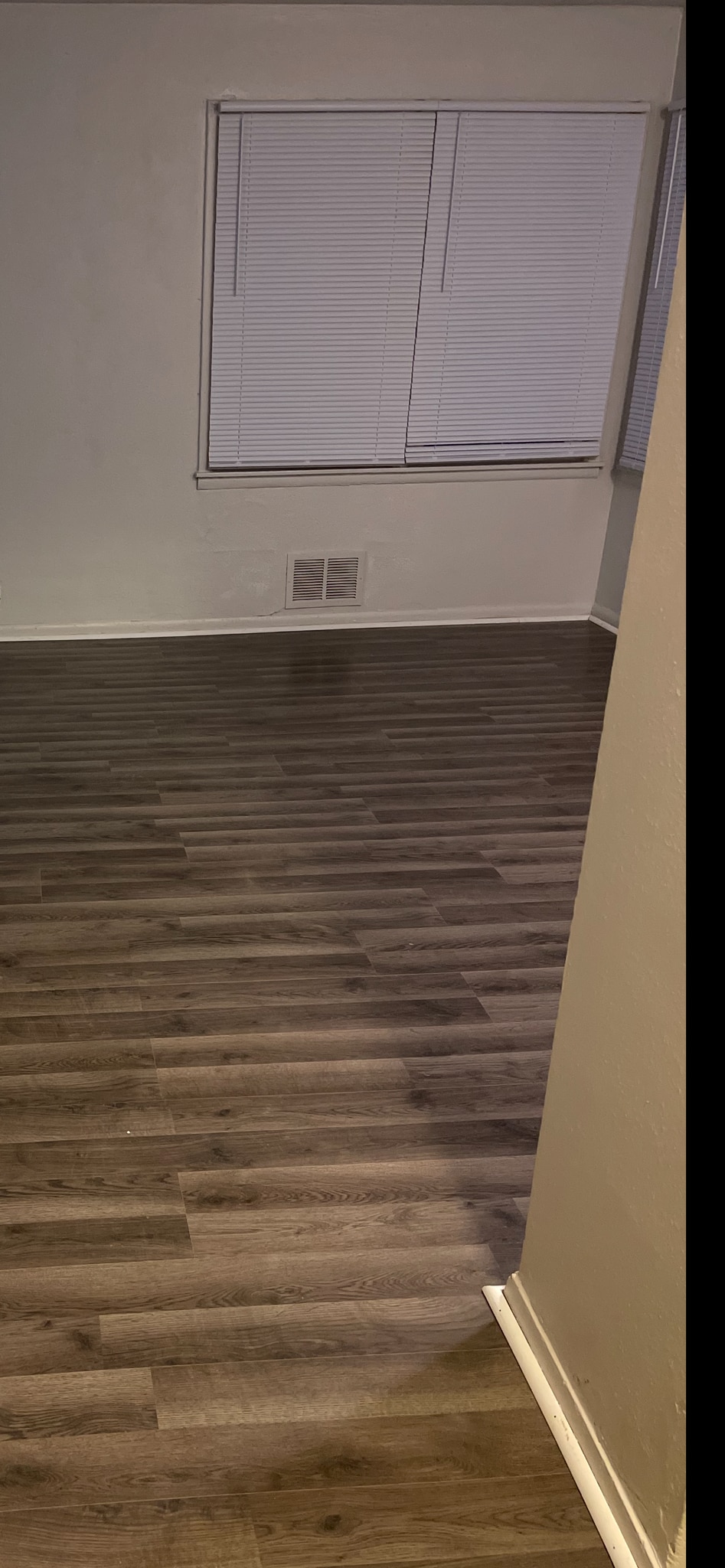 Building Photo - 1205 S Keystone Ave