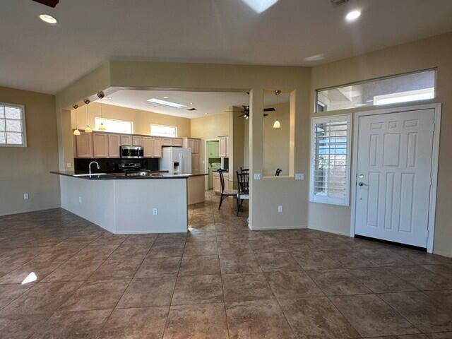 Building Photo - 78111 Bovee Cir