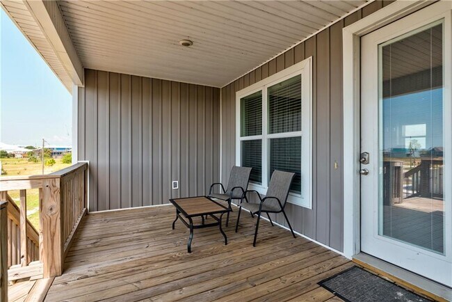 Building Photo - 1913 Cadillac Ave