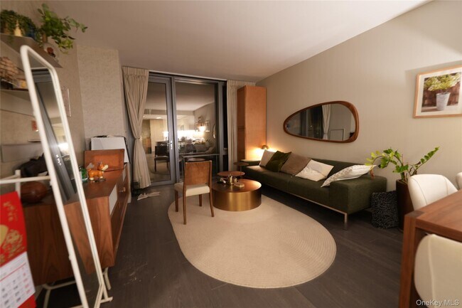 Building Photo - 131-03 40th Rd