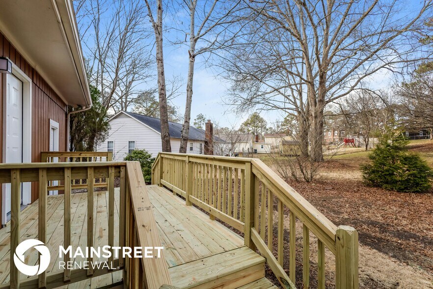 Building Photo - 10900 Flat Iron Rd