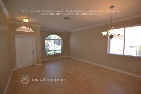 Building Photo - 3774 Woodfield Dr