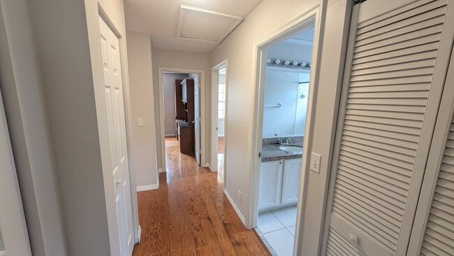 Building Photo - Luxury Gated Community Beautiful 3-Bedroom 2.5 Bath