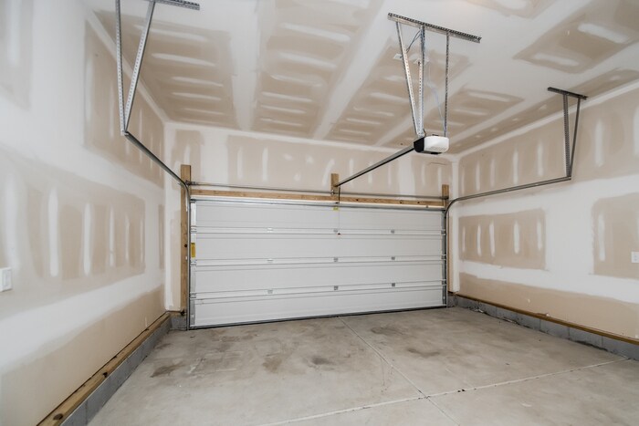 Building Photo - 390 Eagle Feather Loop