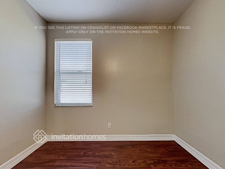 Building Photo - 1612 Wakefield Dr