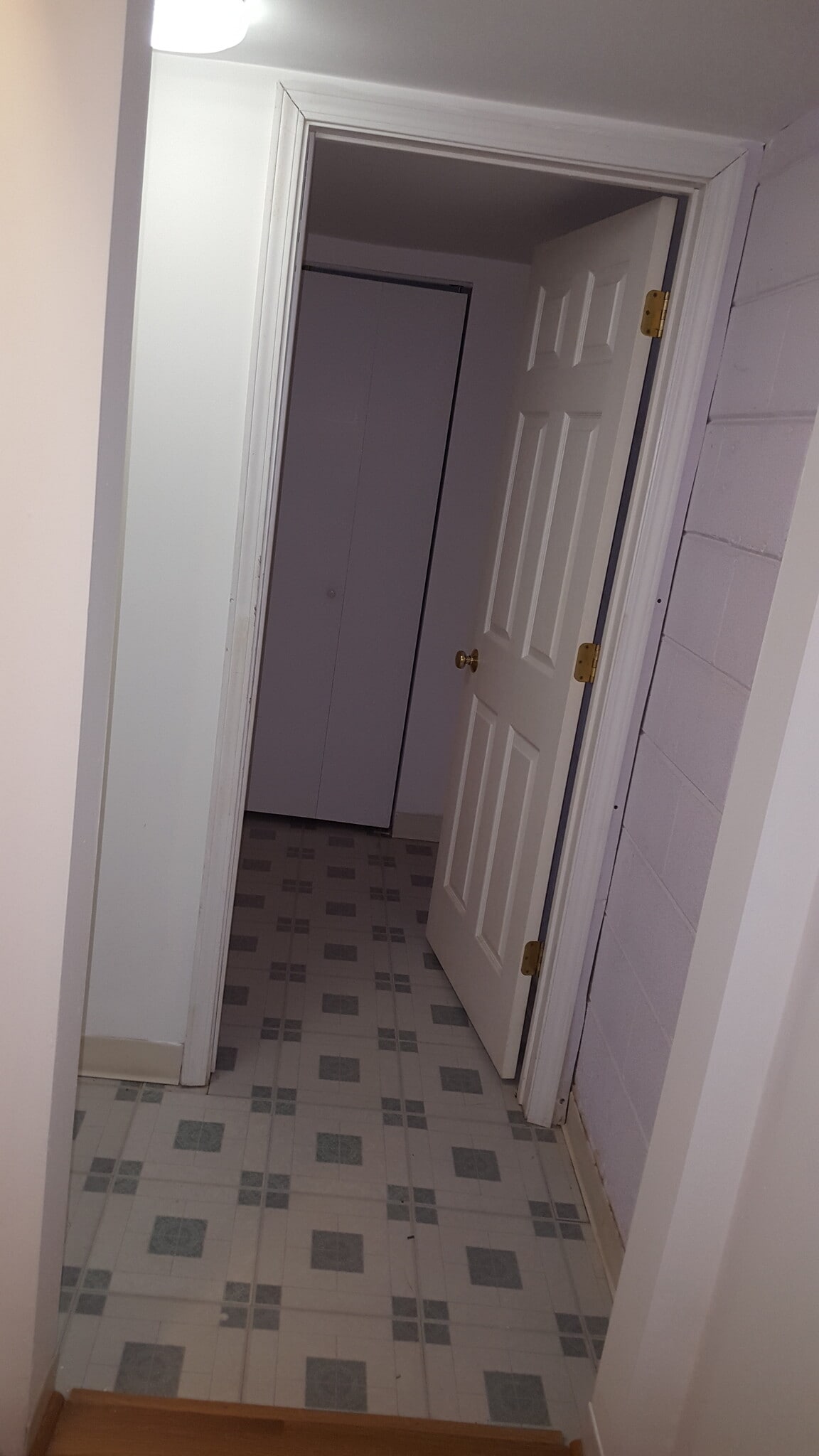 Building Photo - 2132 Rugen Rd