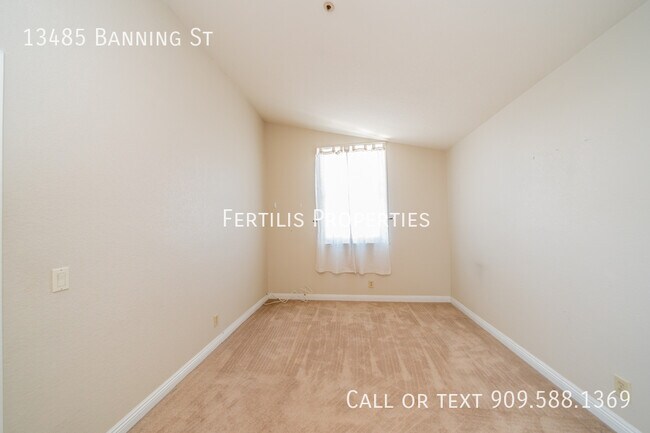 Building Photo - 13485 Banning St