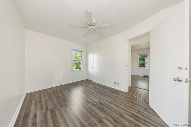 Building Photo - 20258 Caldwell St