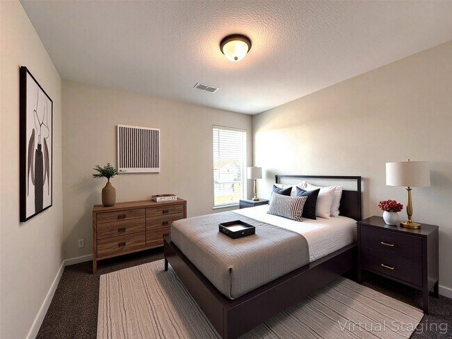 Building Photo - 2519 Dovetail Elm Dr