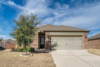 Building Photo - 1608 Kim Loan Dr