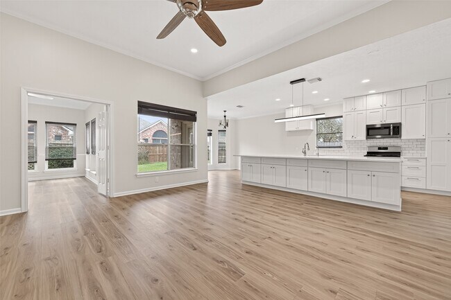 Building Photo - 9014 Pheasant Trace Ct