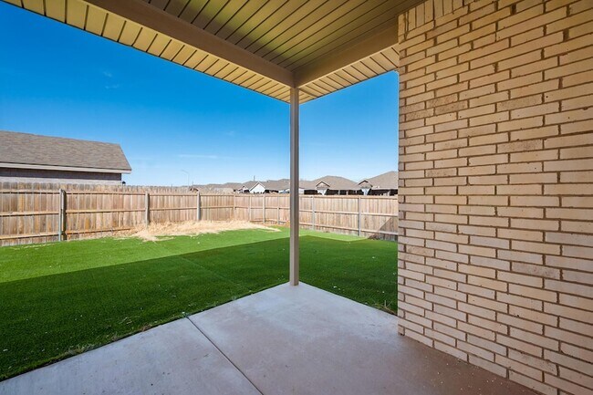 Building Photo - 2107 Kirksey Ave