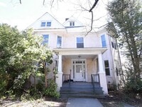 Building Photo - 212 N 7th St