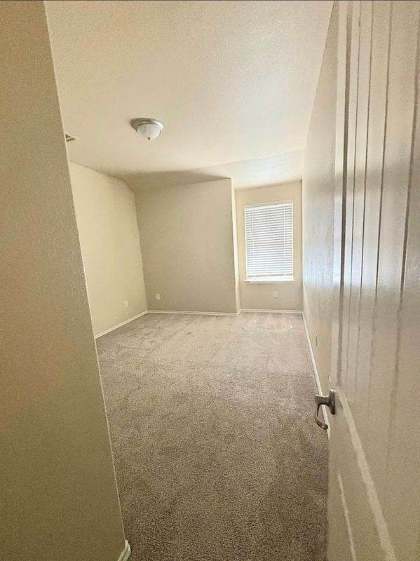 Building Photo - 9717 Sand Trap Dr