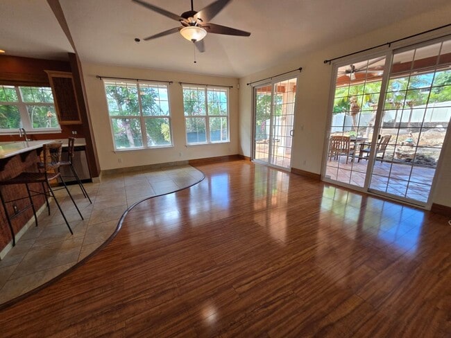 Building Photo - Ke Ali'i Ka  3/3 Bedrooms