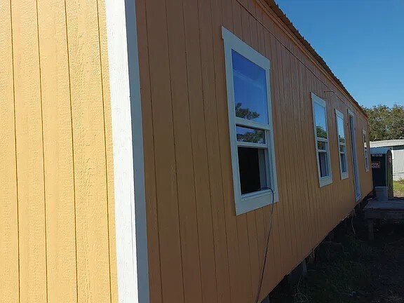 Building Photo - 18612 Baughman Dr