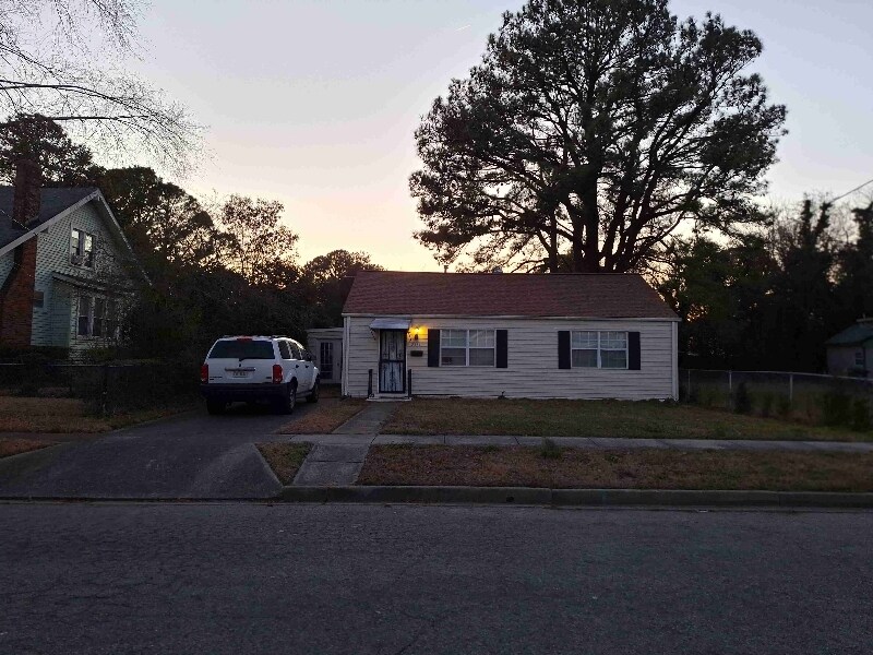 Building Photo - 2531 Vincent Ave
