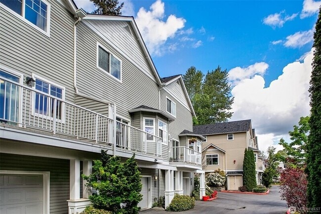 Building Photo - 959 232nd Ln NE