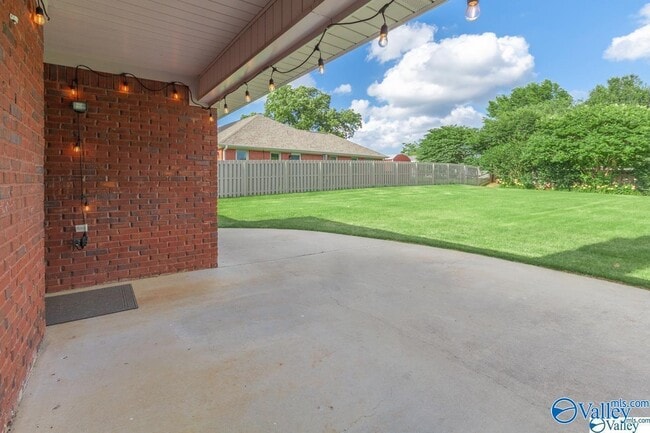 Building Photo - 103 Brownstone Dr