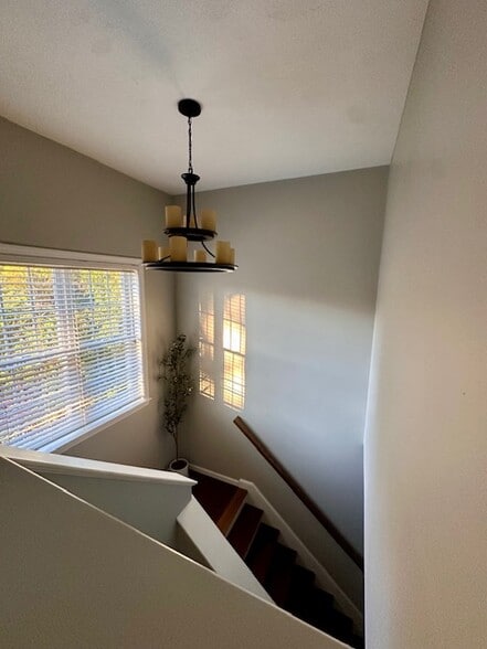 Building Photo - 150 Worcester St