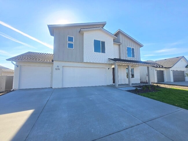 Building Photo - Beautiful Brand New home