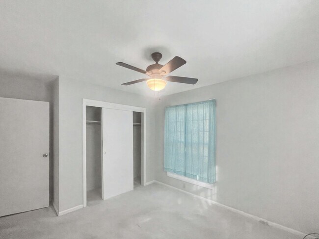 Building Photo - Charming Brick Ranch Home in Woodlea Acres