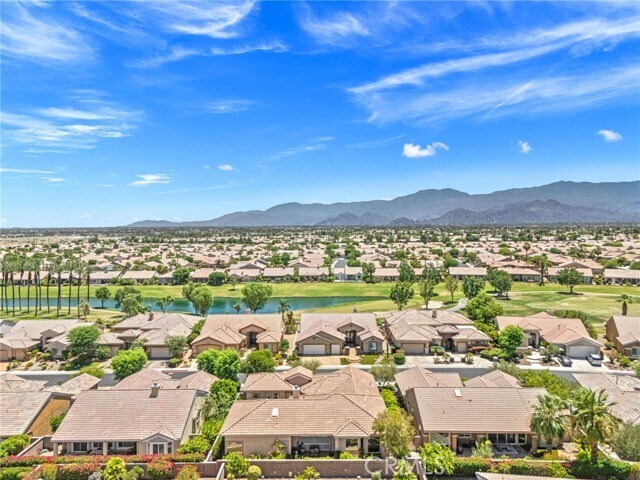Building Photo - 78652 Alliance Way