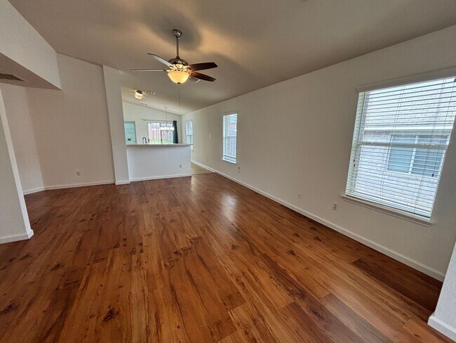 Building Photo - Gaston-Sheldon -Pflugerville