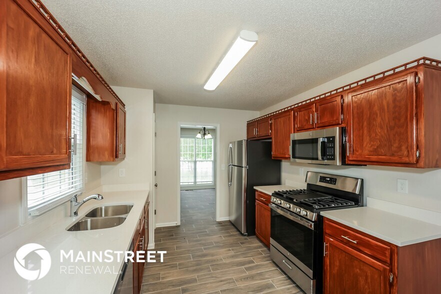 Building Photo - 209 Bethnal Way