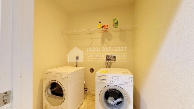 Building Photo - 3 br, 3 bath Townhome - 602 Cedarville Ln -