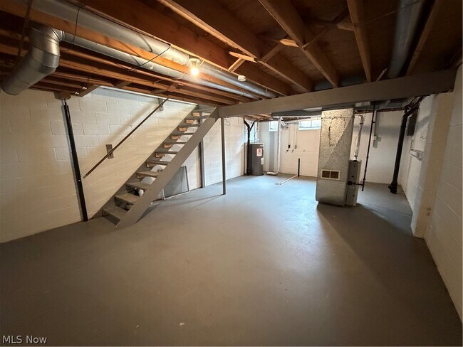 Building Photo - 7317 Seymour St NW
