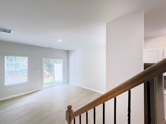 Building Photo - 1836 Autumn Mist