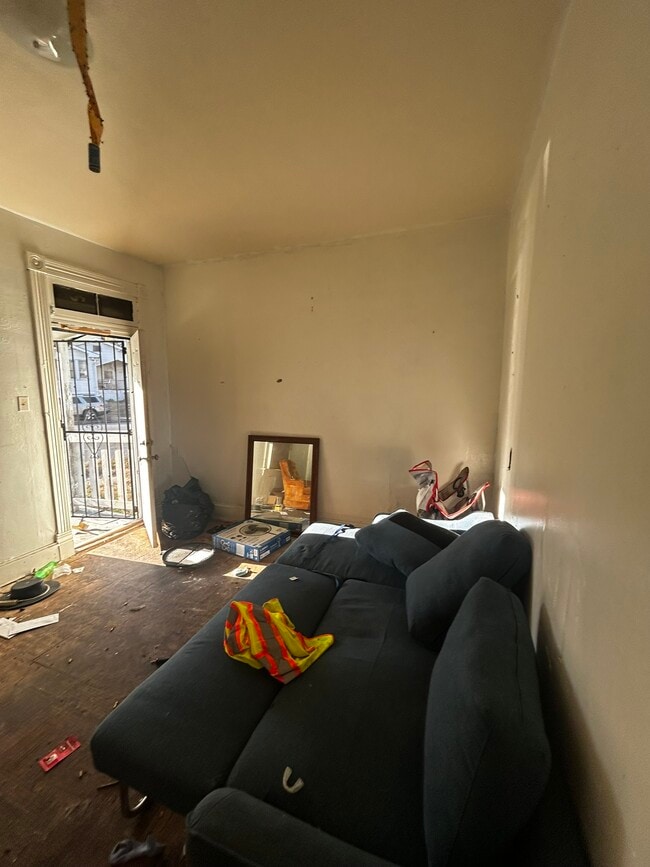 Building Photo - 8564 N Broadway